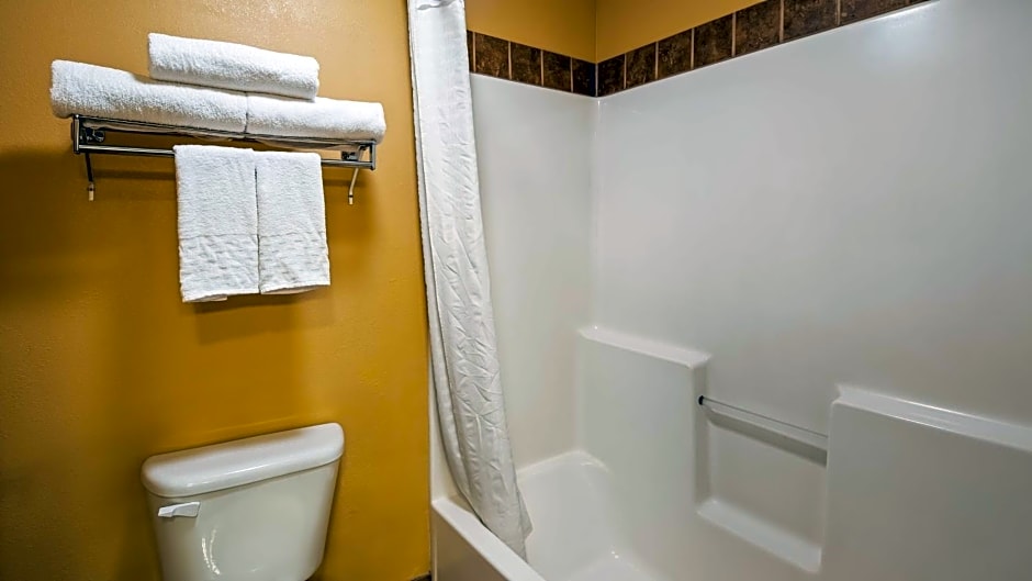 Best Western Sawtooth Inn and Suites