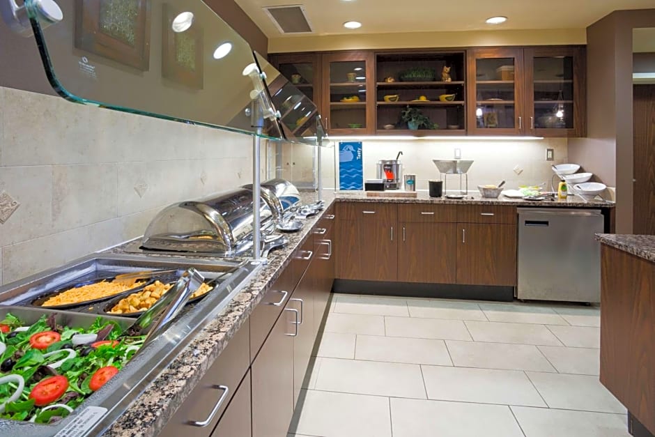 Homewood Suites by Hilton Minneapolis-StLouis Park at West