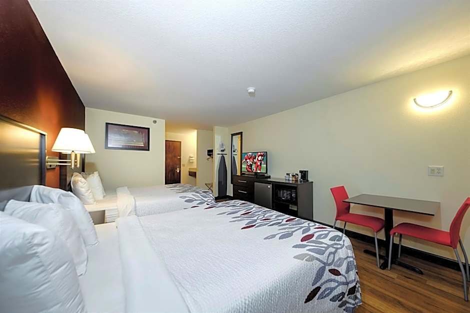 Red Roof Inn Osage Beach - Lake of the Ozarks