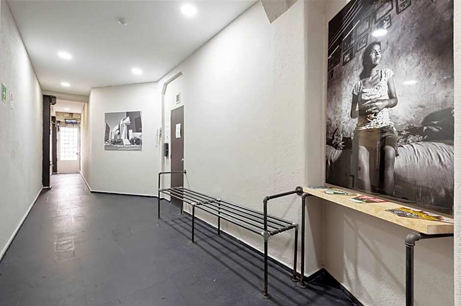 102 Centro 2Bdrm 2bath apt AC Rooftop