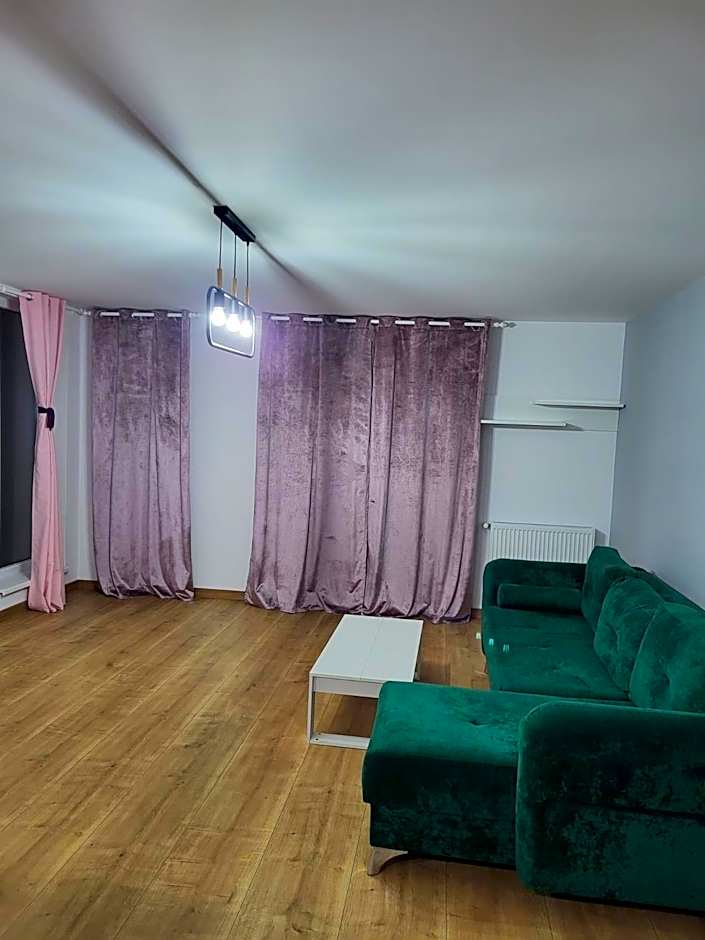 ApartHotel Dominic Residence