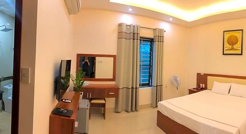 Binh Minh Riverside Hotel