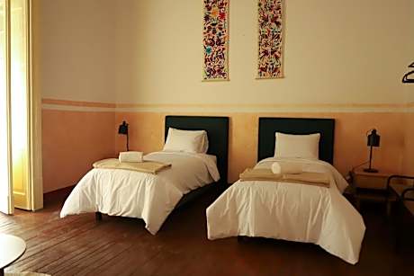 Studio Two Single Beds