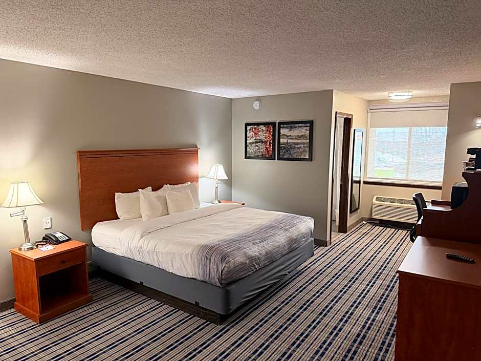 AmericInn by Wyndham Appleton Downtown