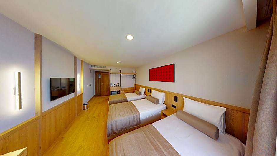 Istanbul River Hotel