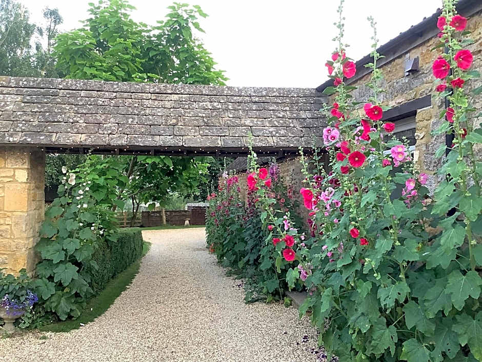 Holly House