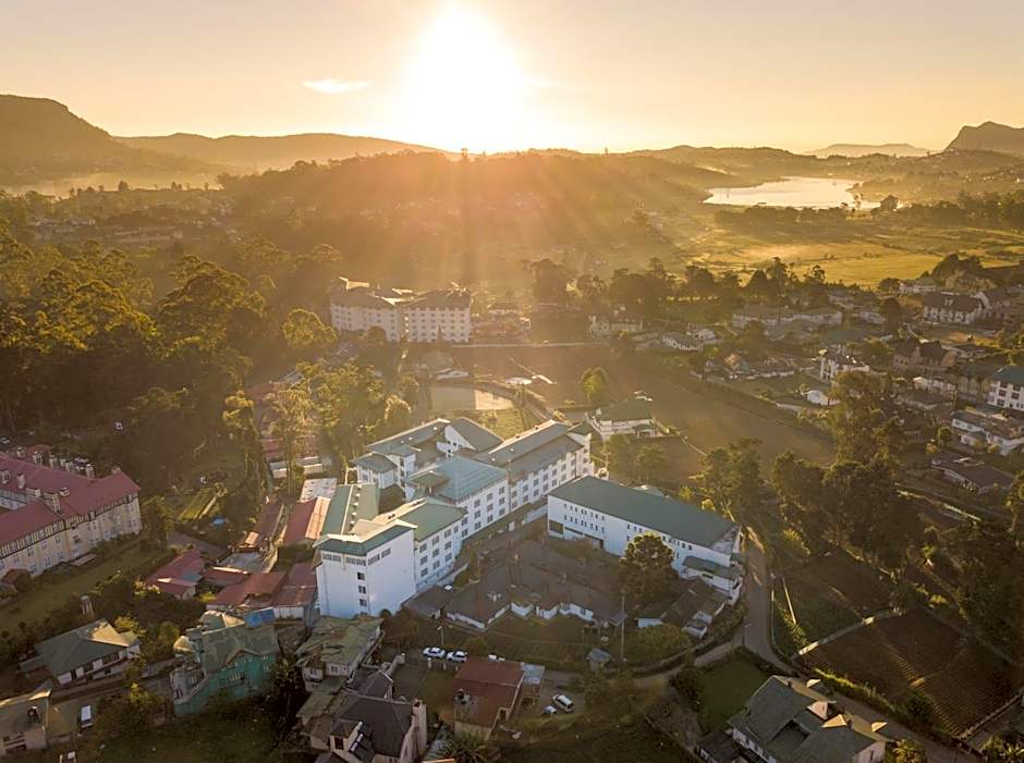 Araliya Green Hills - Where Historic Charm Mingles with Natural Beauty
