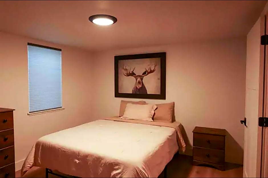 Sportsman Lodge Melrose MT