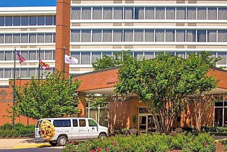 DoubleTree By Hilton Hotel Largo/Washington DC