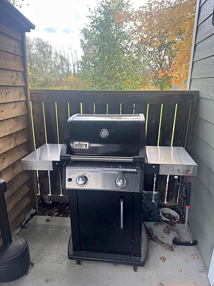 Beautiful tranquil centrally located condo