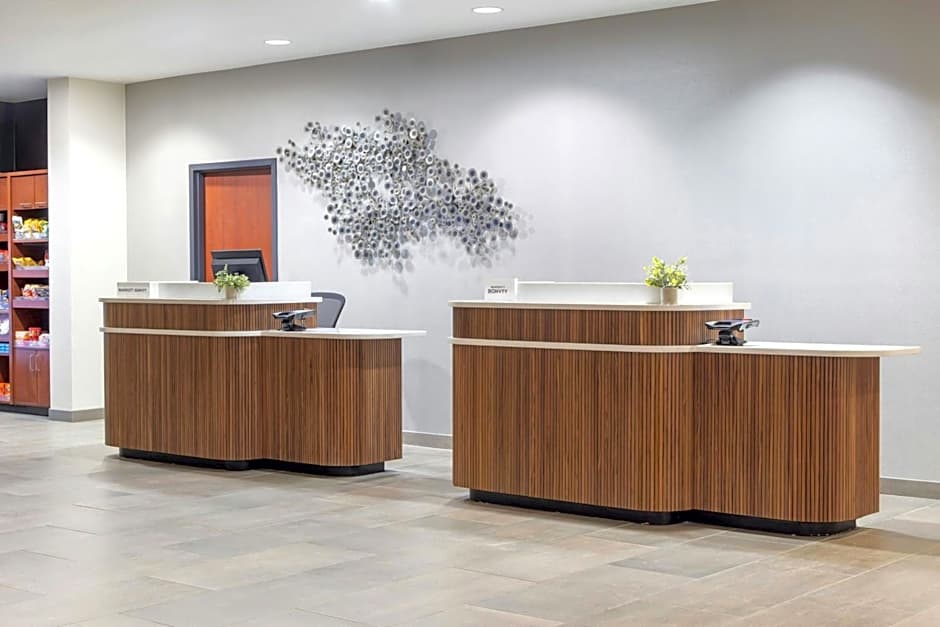 Courtyard by Marriott Hanover Lebanon