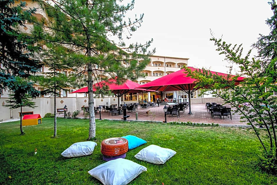 SIGNATURE GARDEN AVANOS Hotel & SPA
