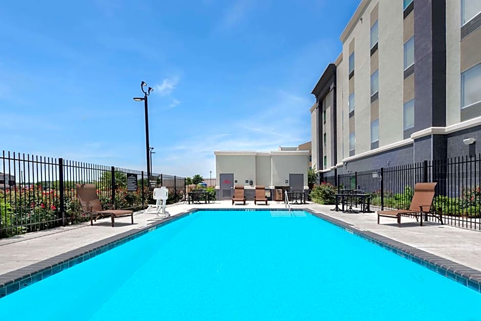 Hampton Inn By Hilton & Suites San Antonio Brooks City Base, TX