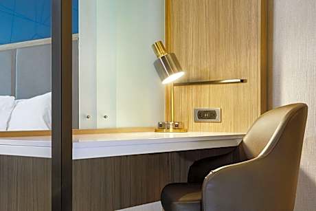 King Suite with Trundle Bed