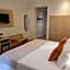 Hotel Tanit