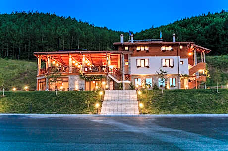 Alpine Garden Hotel (Trayanovi Dvori)