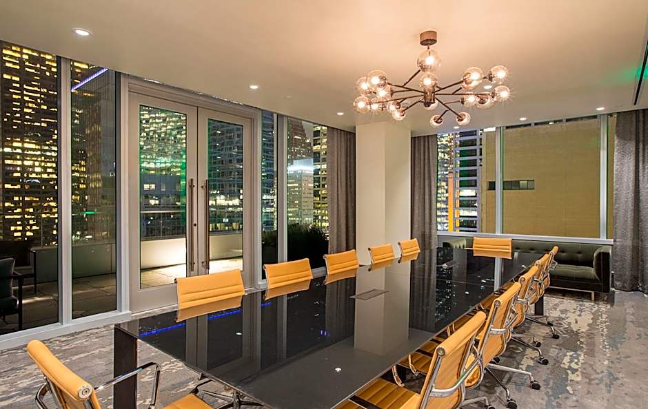 The Laura Hotel, Houston Downtown, Autograph Collection