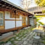 Gaeunchae Hanok Guesthouse Jeonju