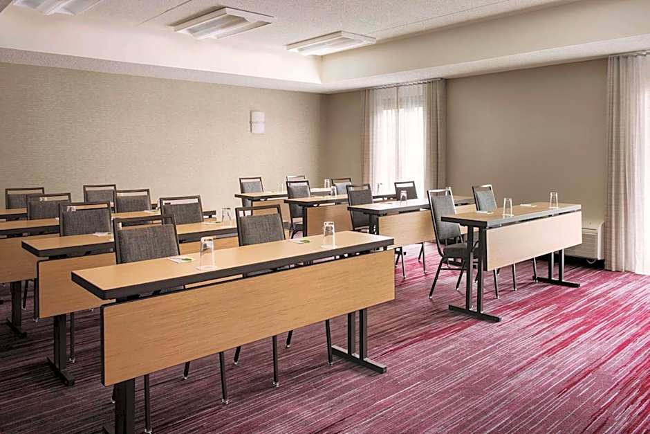 Sonesta Select Whippany Hanover