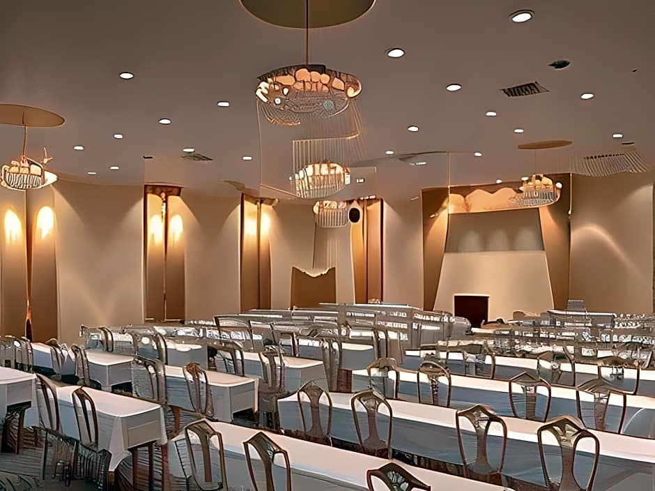 Kamogawa Grand Hotel