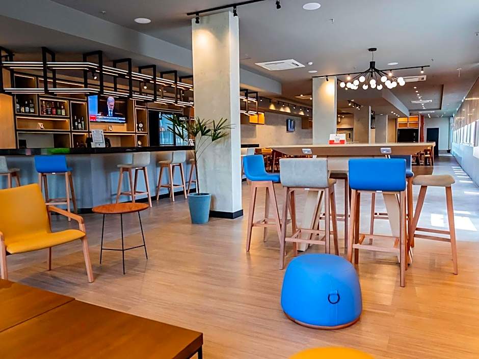 ibis Porto Alegre Assis Brasil