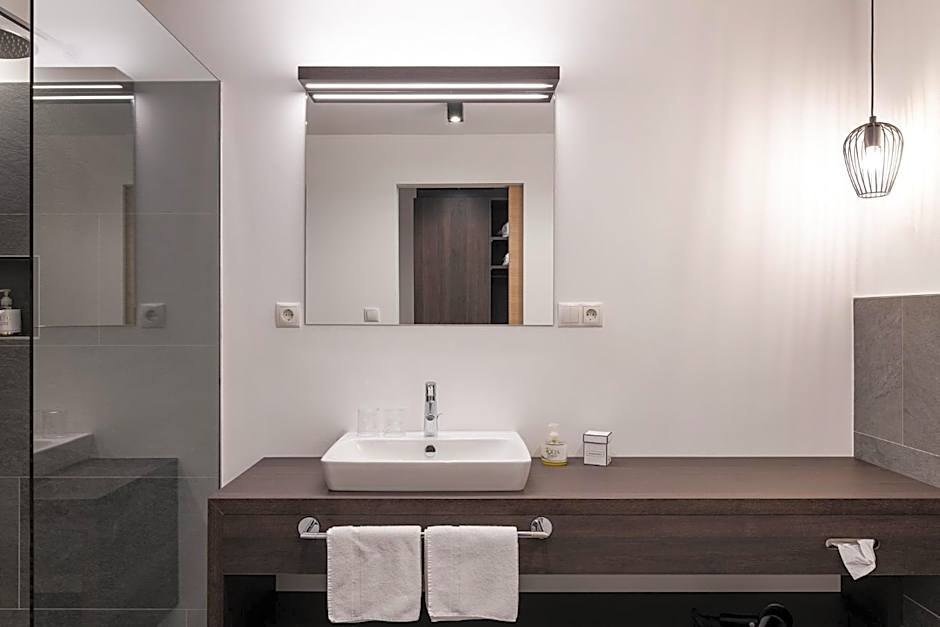 Oliven- & Genusshotel Hirzer