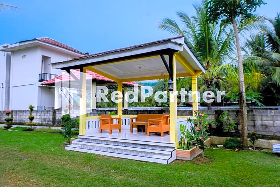 Villa Ikhbar Ciletuh RedPartner