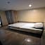 LPL Paris Hotel