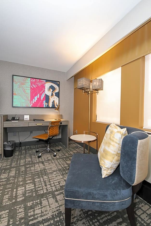 Crowne Plaza Providence-Warwick (Airport) by IHG