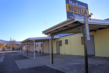 Mackenzie motels