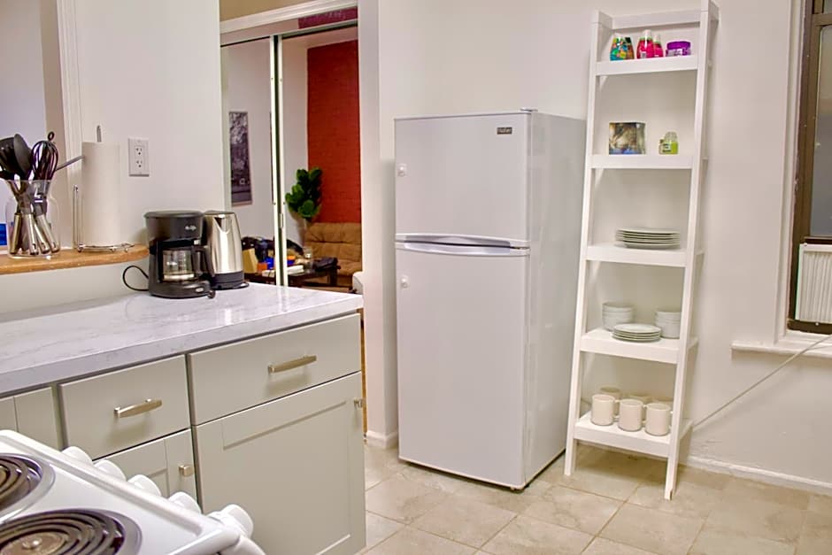 Spacious 2 Bedroom in East Village NYC