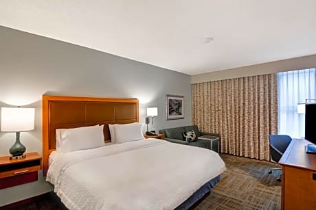 Hampton Inn State College