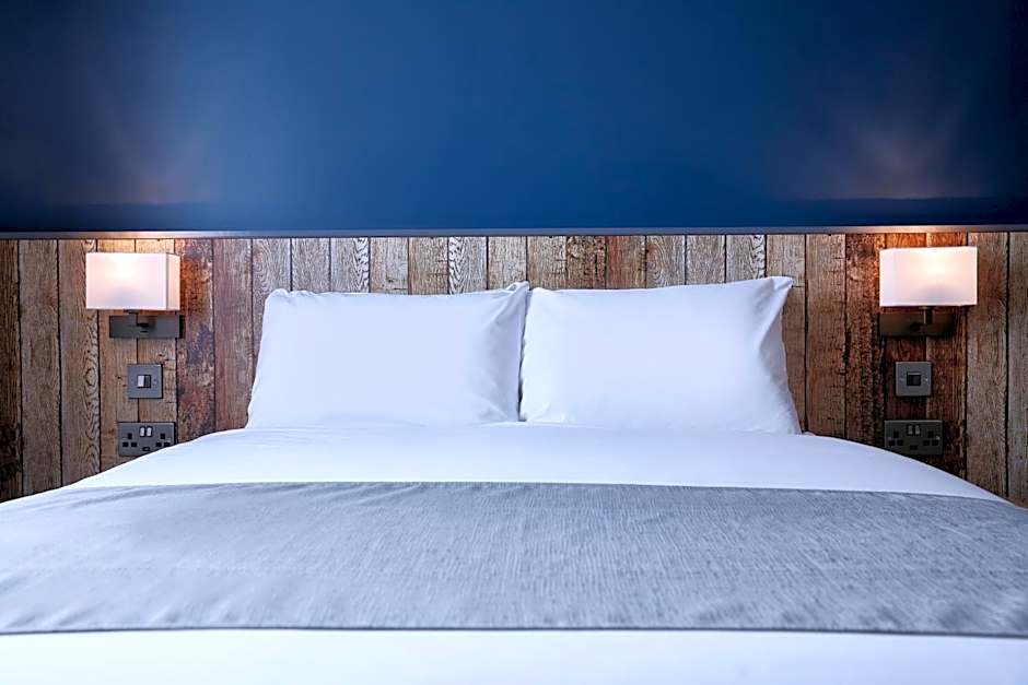 The Churchill By Greene King Inns