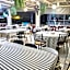 Chilli Hotel & Restaurant