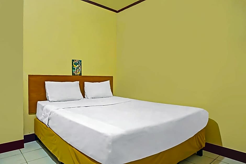 Hotel O Adam Kost SyariahNearWisata Jembatan Barito