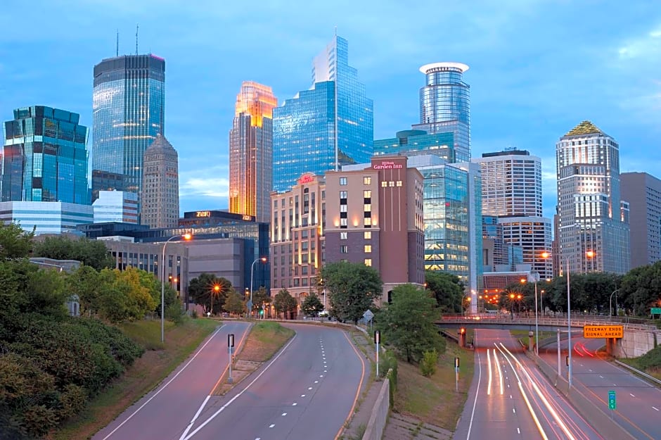 Hilton Garden Inn Minneapolis Downtown