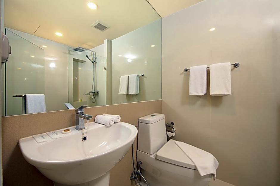 The Aristo by Holy Cow, 4-BR loft, 150 m2, pool view