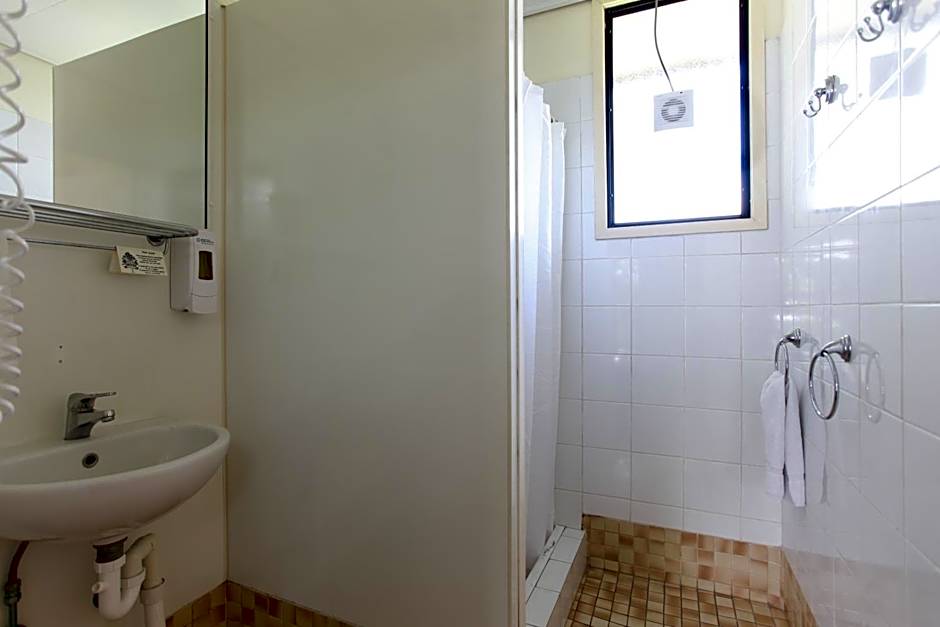 Tandara Hotel Motel