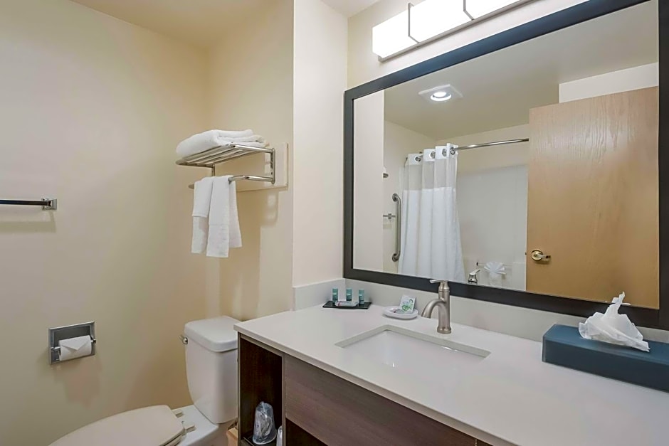 SureStay Plus Hotel by Best Western SeaTac Airport