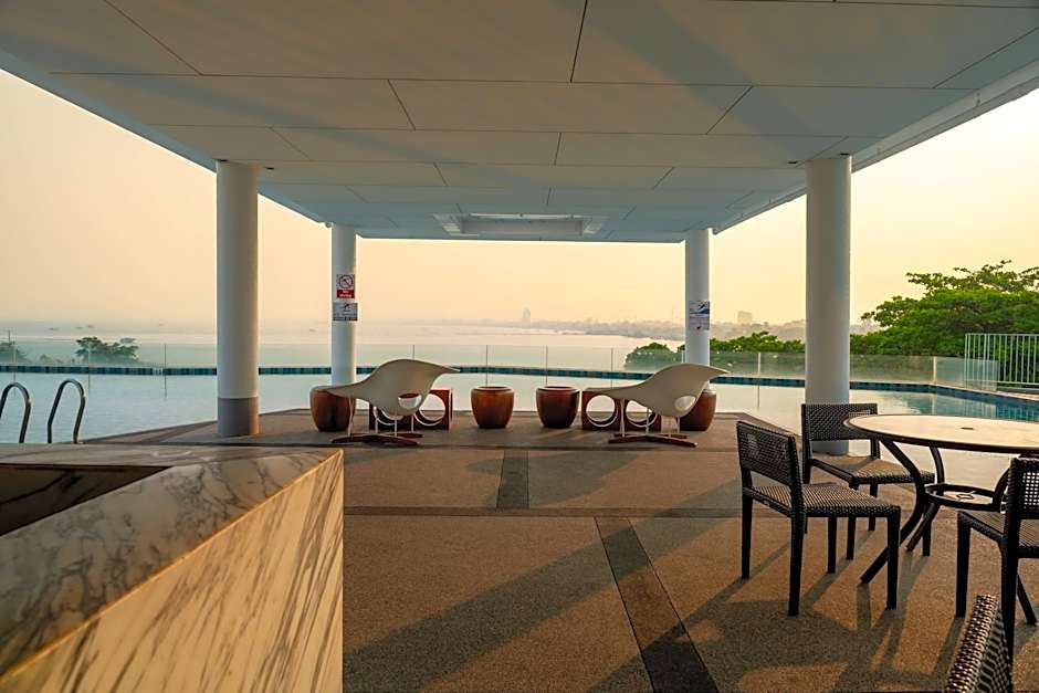 Tsix5 Phenomenal Hotel Pattaya