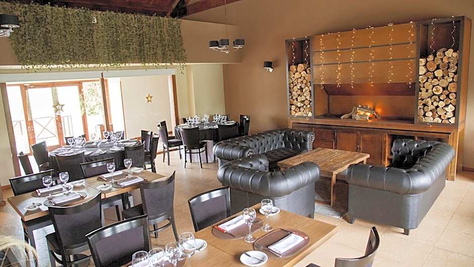 Xelena Hotel & Suites