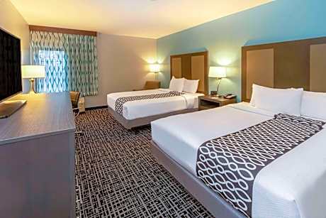 2 Queen Beds, Mobility Accessible Room, Bathtub w/ Grab Bars, Non-Smoking