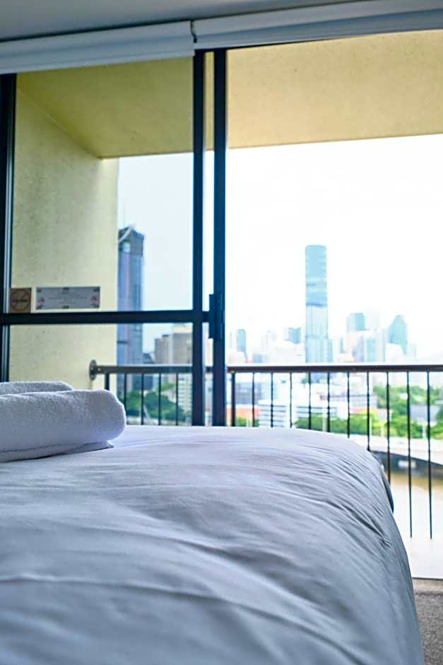 River Plaza Apartments