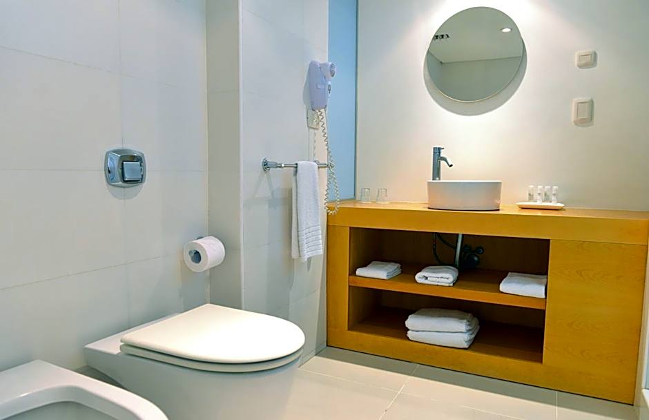 Rochester Hotel Classic