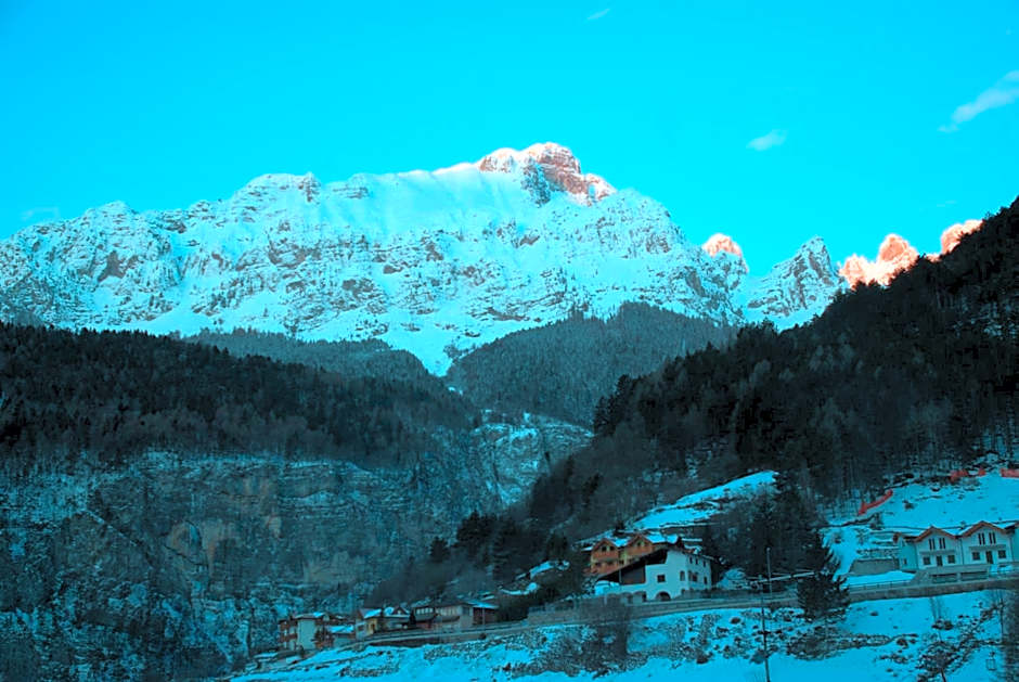 Hotel Lory - Molveno - Dolomiti