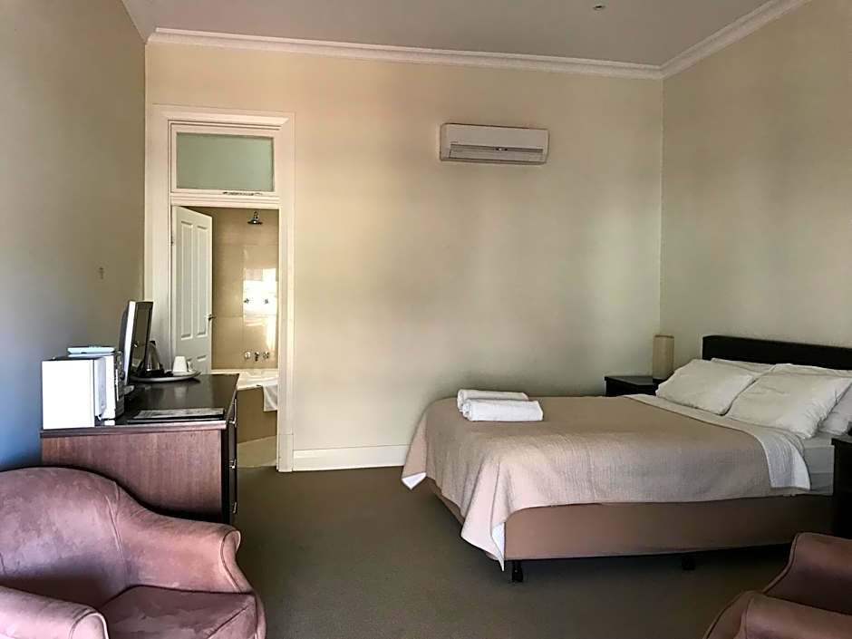 The Bridgetown Hotel