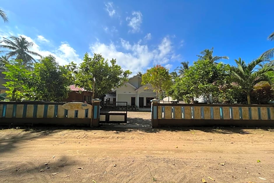 Hotel O Homestay Srikandi Pulau Merah BeachNearPantai Pancer