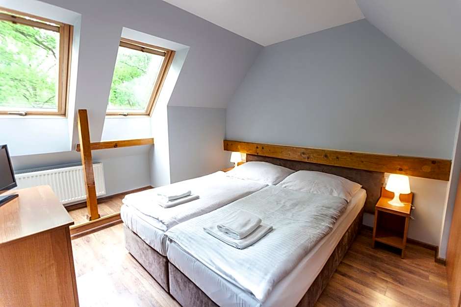 Angela Domki i Pokoje