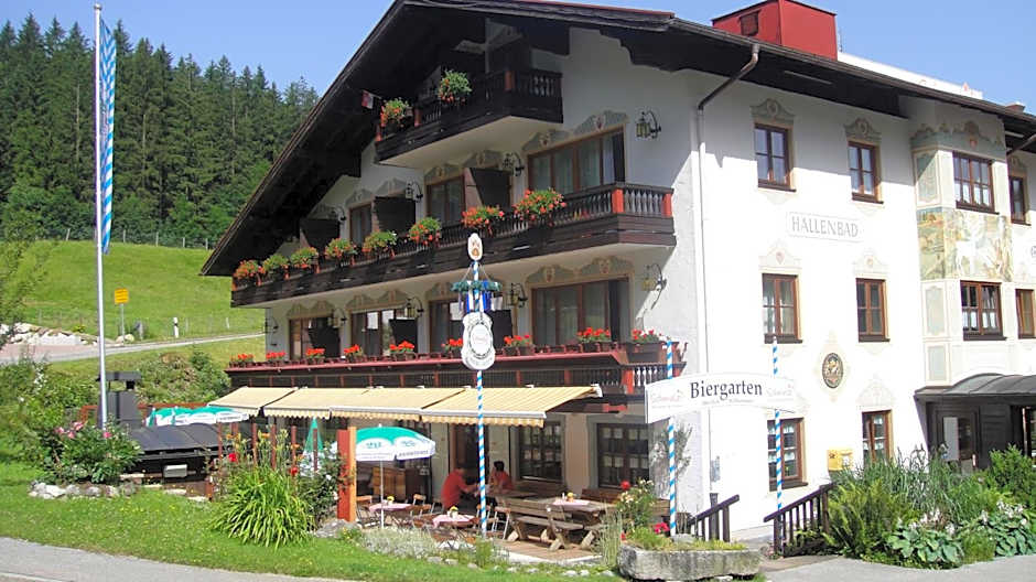Aktivhotel & Gasthof Schmelz Ihr familienfreundliches Urlaubs Hotel mit Wellness, Almsauna, Chiemgau Karte