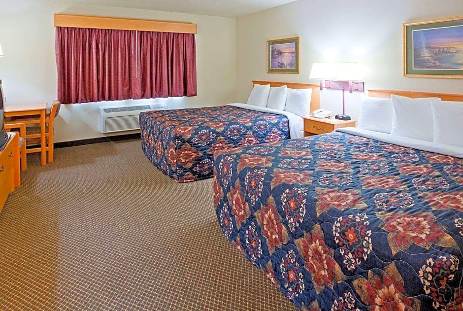 AmericInn by Wyndham Silver City